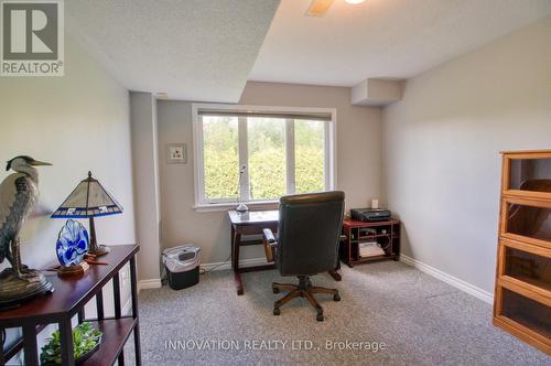27 Eileen Crescent, Ottawa, ON - Indoor Photo Showing Office