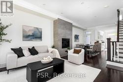 38 WYNDHAM STREET Toronto, ON M6K 1R7