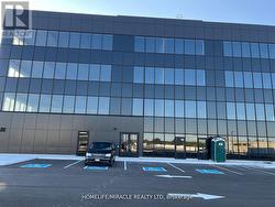 405 - 2225 MARKHAM ROAD Toronto, ON M1B 2W4