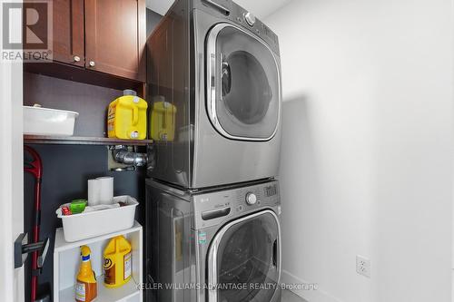 4 Cranberry Lane, Barrie, ON - Indoor Photo Showing Laundry Room