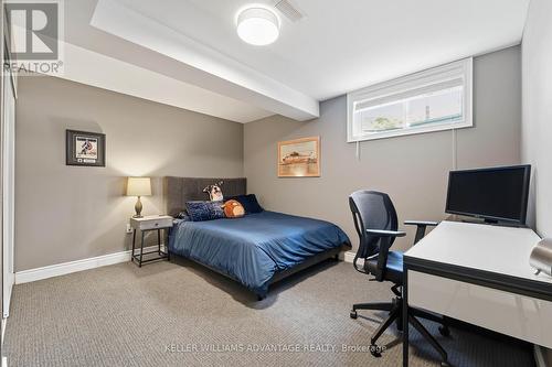4 Cranberry Lane, Barrie, ON - Indoor