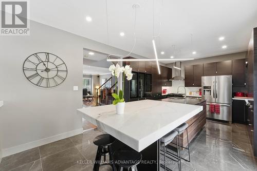 4 Cranberry Lane, Barrie, ON - Indoor