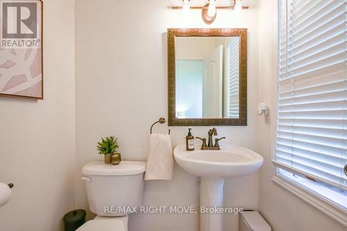 122 Atlantis Drive, Orillia, ON - Indoor Photo Showing Bathroom