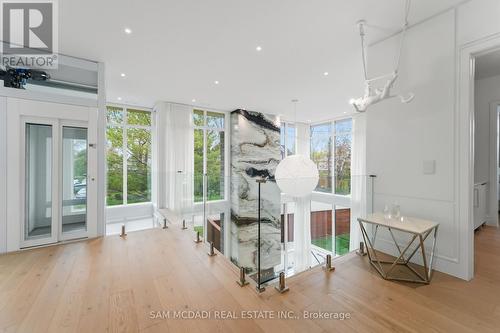1589 Glenhill Crescent, Mississauga, ON - Indoor Photo Showing Other Room