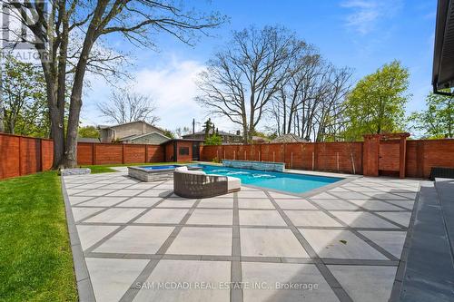 1589 Glenhill Crescent, Mississauga, ON - Outdoor With In Ground Pool With Backyard