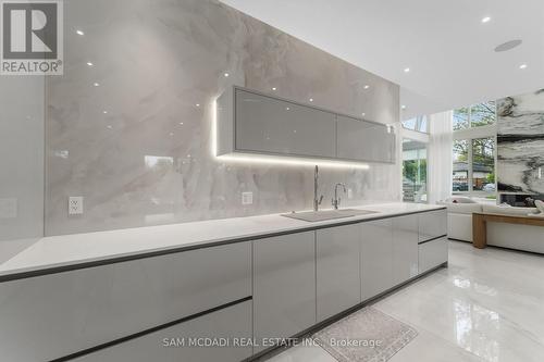1589 Glenhill Crescent, Mississauga, ON - Indoor Photo Showing Kitchen