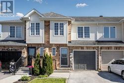 23 NATALE COURT Bradford West Gwillimbury, ON L3Z 3B1
