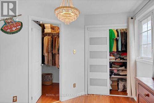 His/Her Closet in Master bedroom - 35 Trenholme Crescent, Hamilton, ON - Indoor Photo Showing Other Room