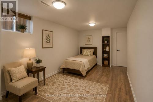 Lower Level Bedroom 2/2 - 35 Trenholme Crescent, Hamilton, ON - Indoor Photo Showing Bedroom