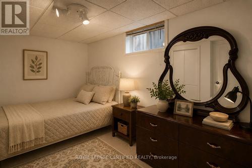 Lower Level Bedroom 2 - 35 Trenholme Crescent, Hamilton, ON - Indoor Photo Showing Bedroom