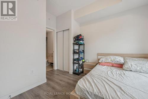 201 - 251 Hemlock Street, Waterloo, ON - Indoor Photo Showing Bedroom