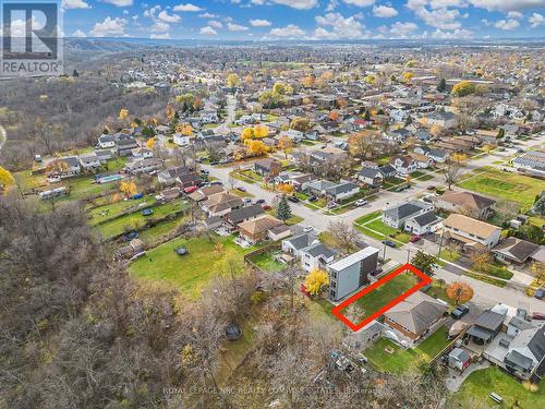 15 Hillview Road N, St. Catharines (Western Hill), ON 