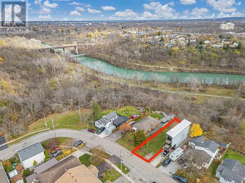 15 Hillview Road N, St. Catharines (Western Hill), ON 