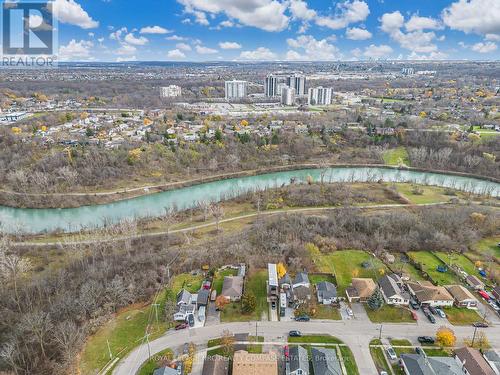 15 Hillview Road N, St. Catharines (Western Hill), ON 