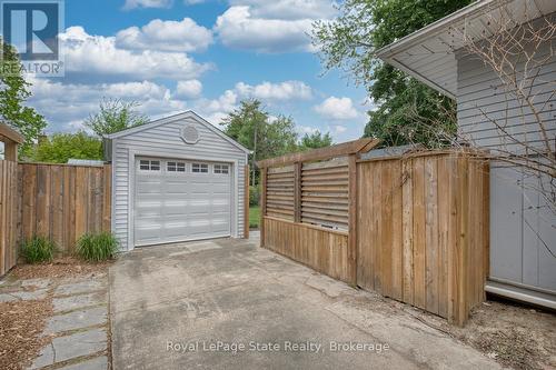 7 Pinehill Road, St. Catharines (Old Glenridge), ON - Outdoor