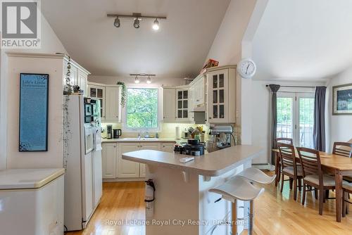 76 London Road W, Guelph (Exhibition Park), ON - Indoor Photo Showing Other Room