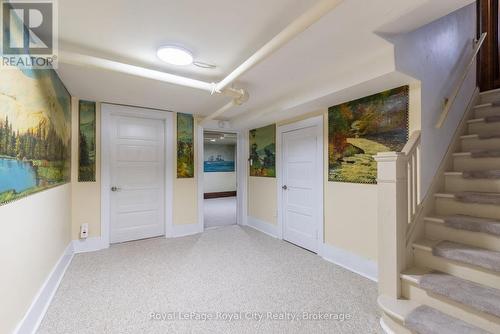 76 London Road W, Guelph (Exhibition Park), ON - Indoor Photo Showing Other Room