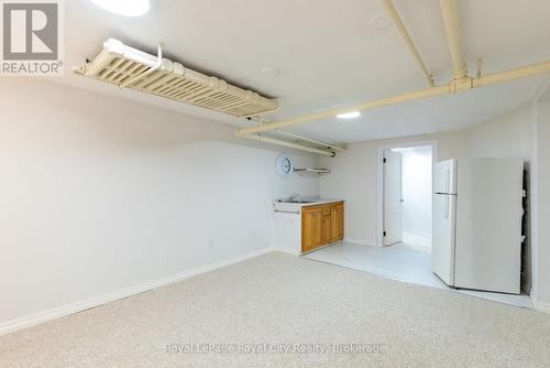 76 London Road W, Guelph (Exhibition Park), ON - Indoor