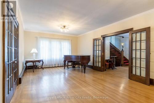 76 London Road W, Guelph (Exhibition Park), ON - Indoor