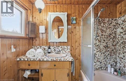 68 Parker Island Road, Lions Head, ON - Indoor
