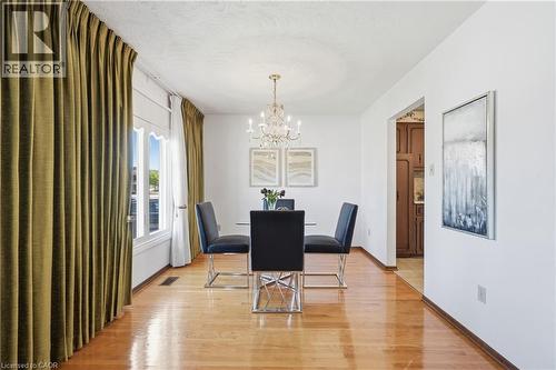 64 Eastbury Drive, Stoney Creek, ON - Indoor Photo Showing Dining Room