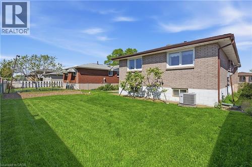 64 Eastbury Drive, Stoney Creek, ON - Outdoor
