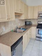 Double sinks and a garburator - 