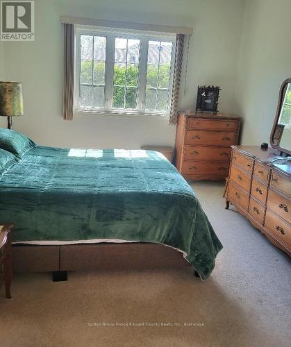 Lots of space for several dressers in primary - 5 - 16 Lane Avenue, Belleville (Belleville Ward), ON - Indoor Photo Showing Bedroom