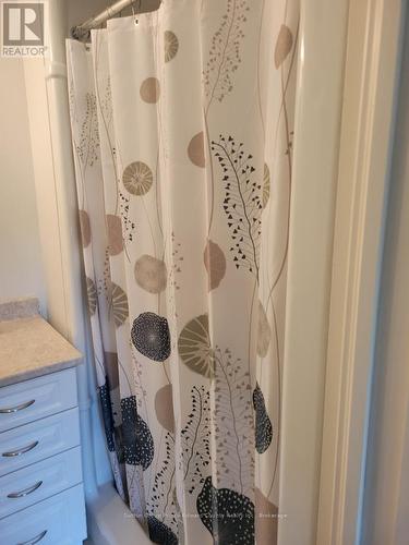 Shower/ tub in ensuite - 5 - 16 Lane Avenue, Belleville (Belleville Ward), ON - Indoor Photo Showing Bathroom