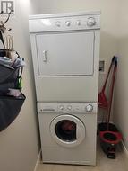 Main level laundry area with scrub tub - 