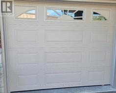 Single garage with remote - 