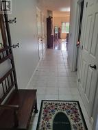 Ceramic floors bring elegance to your entry - 