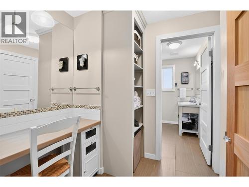 8110 & 8120 Busk Road, Balfour, BC - Indoor
