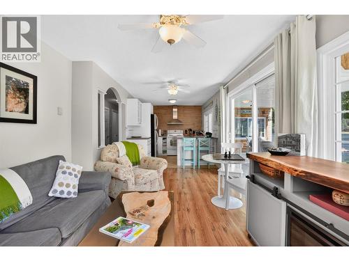 8110 & 8120 Busk Road, Balfour, BC - Indoor Photo Showing Living Room