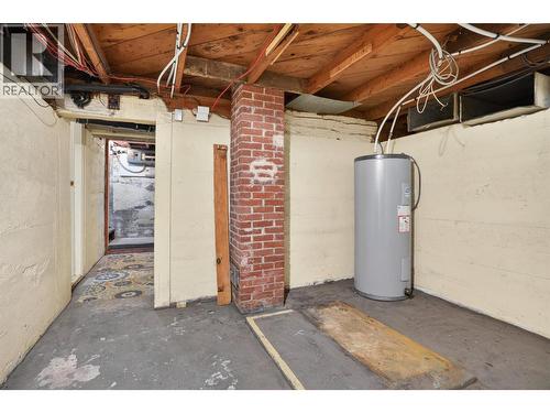 8110 & 8120 Busk Road, Balfour, BC - Indoor Photo Showing Basement