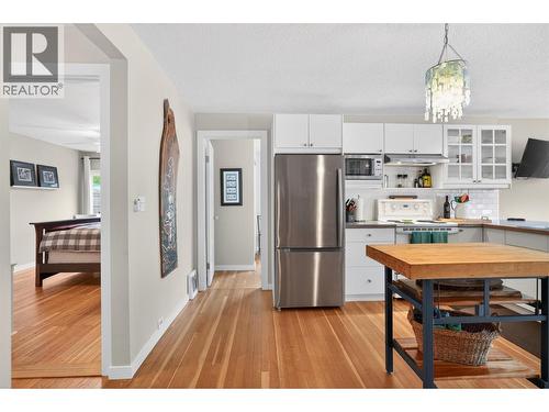 8110 & 8120 Busk Road, Balfour, BC - Indoor Photo Showing Kitchen