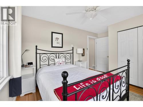 8110 & 8120 Busk Road, Balfour, BC - Indoor Photo Showing Bedroom