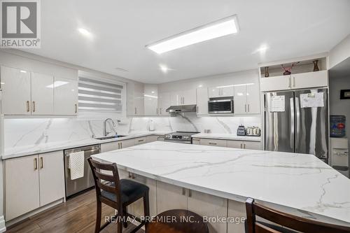 2180 King Vaughan Road, Vaughan, ON - Indoor Photo Showing Kitchen