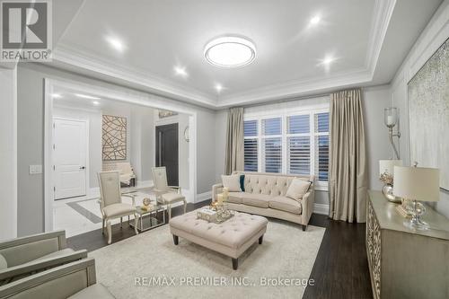 2180 King Vaughan Road, Vaughan, ON - Indoor Photo Showing Living Room