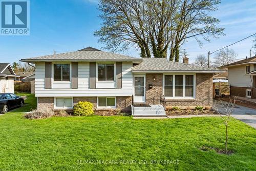 16 CROYDON DRIVE  St. Catharines (Lakeshore), ON L2M 1J2