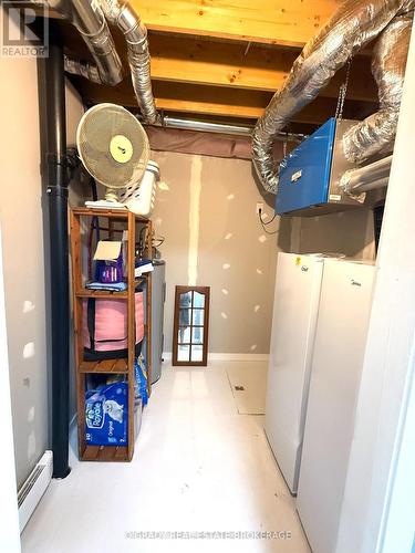 94 Caintown Road, Front Of Yonge, ON - Indoor
