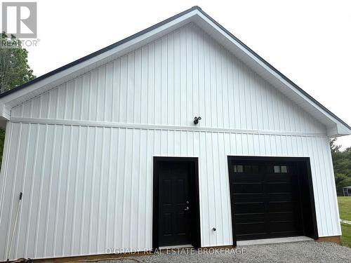 94 Caintown Road, Front Of Yonge, ON - Outdoor With Exterior