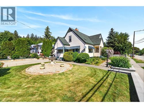 900 Sicamous Street, Enderby, BC - Outdoor