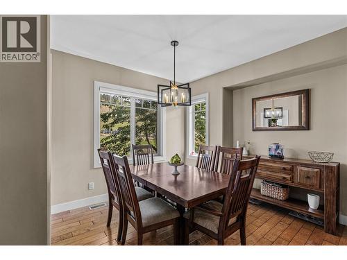 1601 Tower Ranch Boulevard, Kelowna, BC - Indoor Photo Showing Dining Room