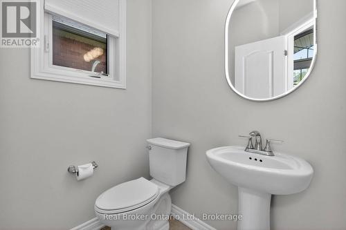 3135 Emperor Drive, Orillia, ON - Indoor Photo Showing Bathroom