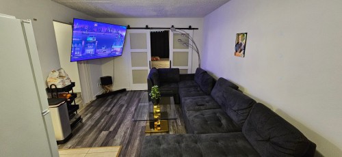 Living Room - 6105 Boul. Gouin O., Montréal (Ahuntsic-Cartierville), QC - Indoor
