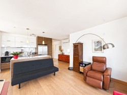 Salon - 