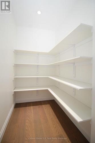 138A Victoria Street, Norfolk (Simcoe), ON - Indoor With Storage