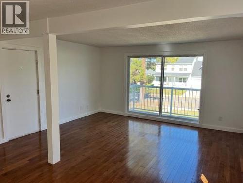217 8Th Street S, Cranbrook, BC - Indoor Photo Showing Other Room