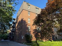 402 - 895 KENNEDY ROAD  Toronto (Ionview), ON M1K 2E9